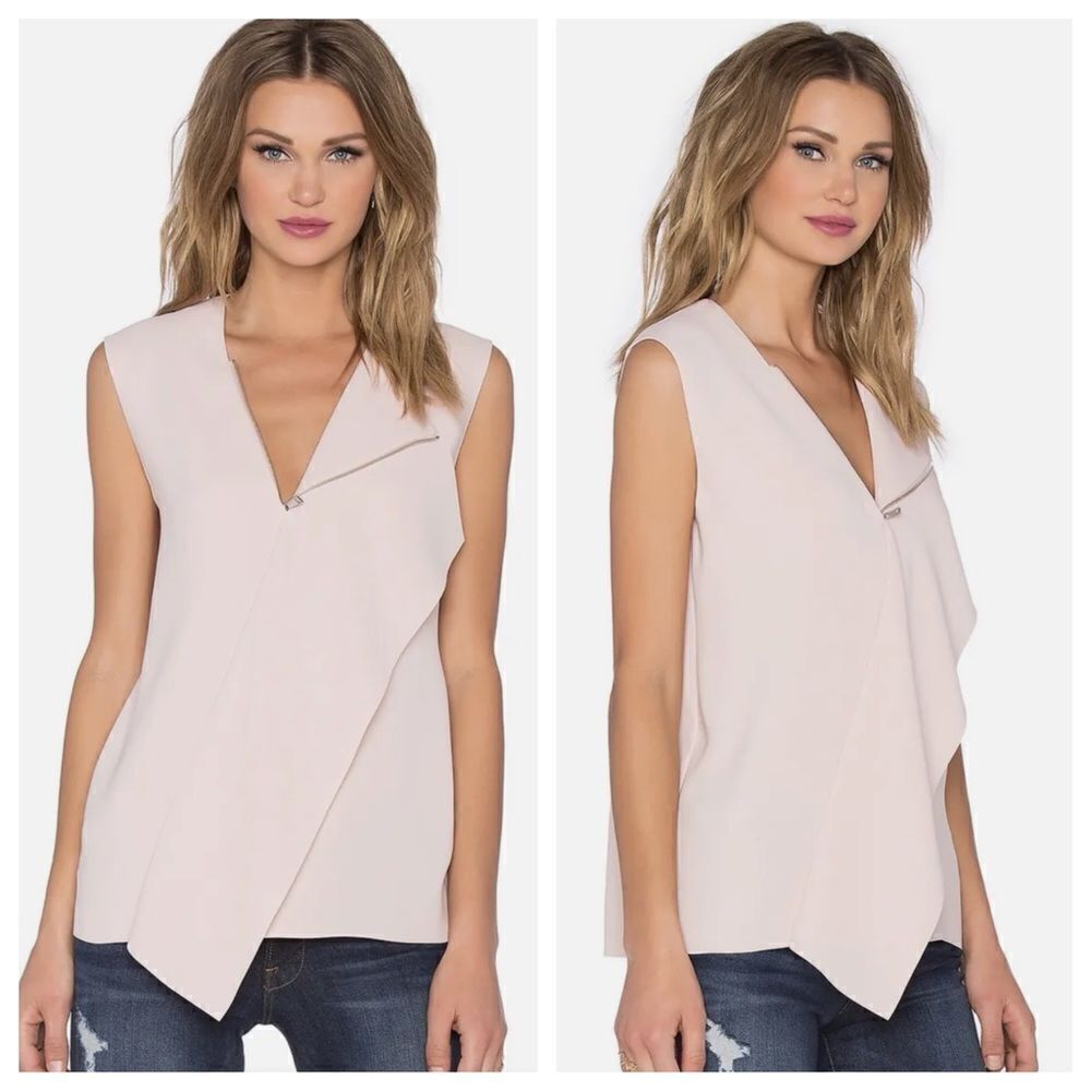 Vince Zip neck Draped Shell in New Buff. Size XS.